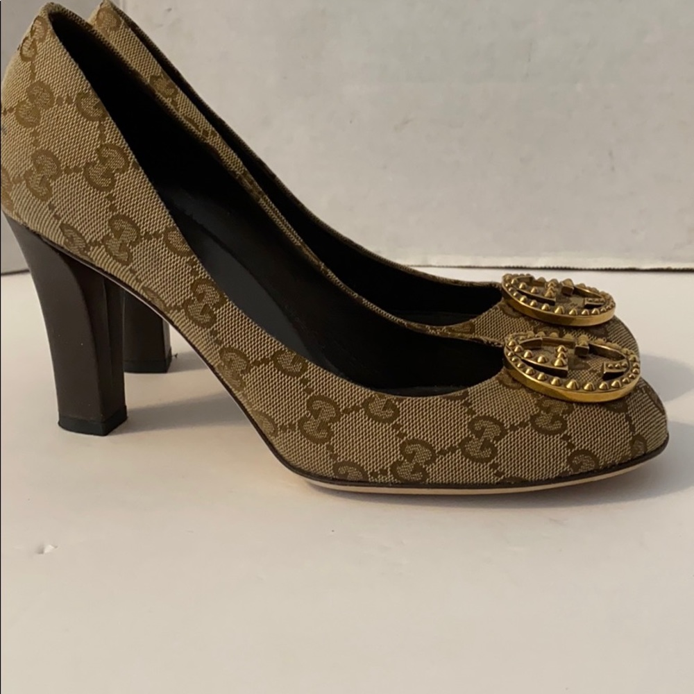 Gucci Sneakers